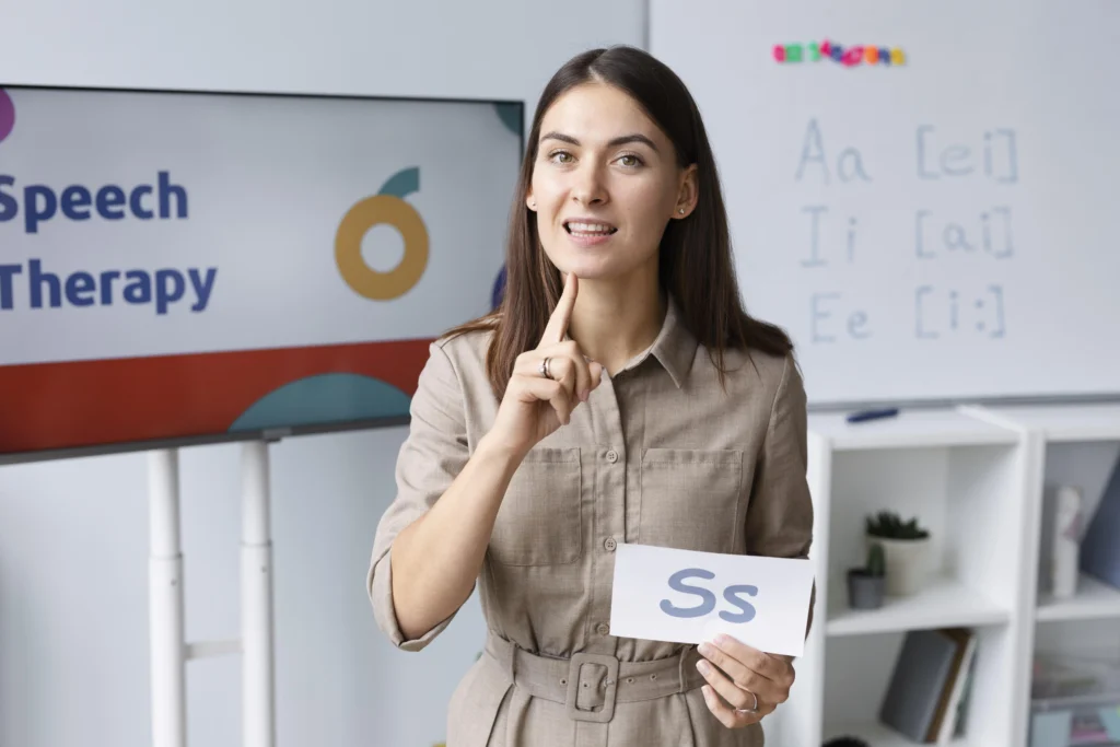 Especializada en Rehabilitación Logopédica y Patología de la Voz