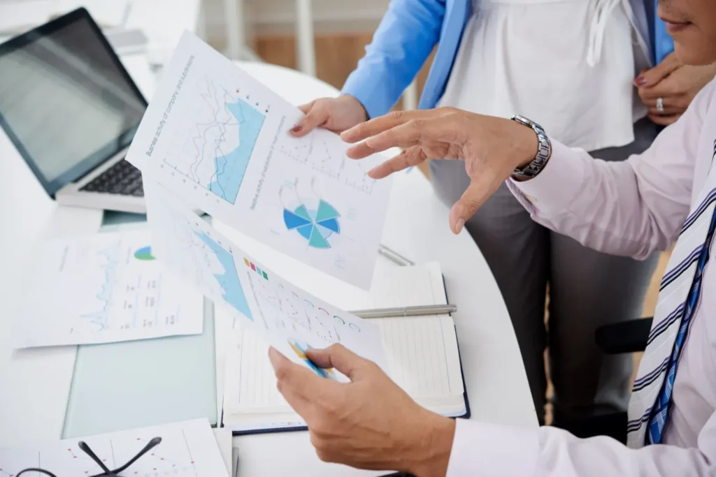 Maestria-en-Analitica-y-BI-para-Clinicas-Esteticas-KPIs-Cohortes-y-LTV-1