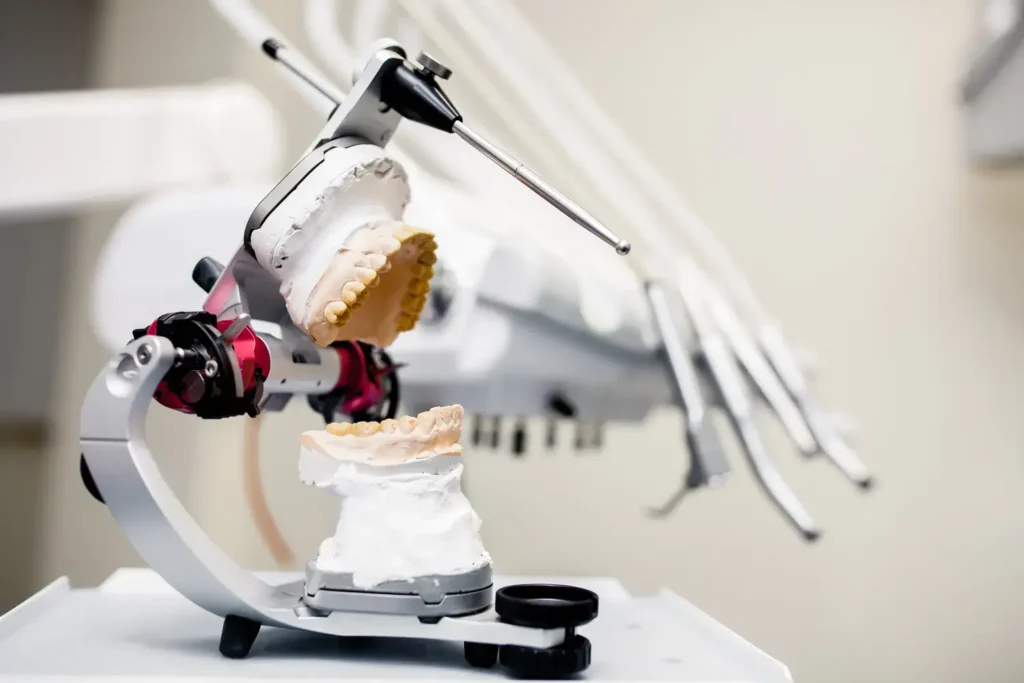 Diplomado en Diseño Digital de Prótesis Dentales 1